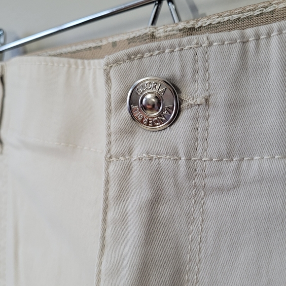 Gloria Vanderbilt 3/4 chino capri pants - Picture 5 of 7
